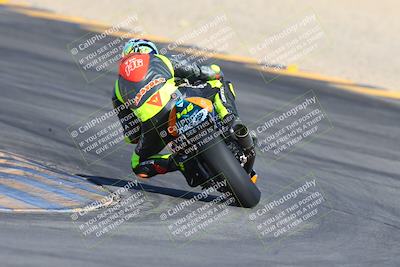 media/Dec-05-2024-Racers Edge (Thu) [[e102e0690b]]/3-B Group/Session 1 Turn 8 Backside/